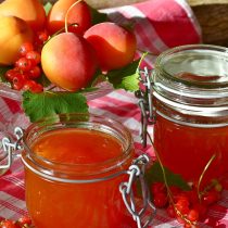 Low+Sugar+Apricot+Strawberry+Jam+_48