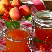 Low+Sugar+Apricot+Strawberry+Jam+_48